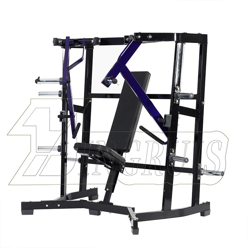 Mașină cu piept larg